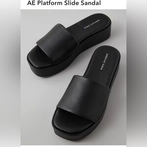 AE Platform Slide Sandals NWT size 9